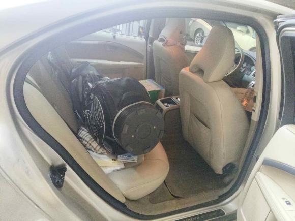 [武汉·鄂A] 二手沃尔沃沃尔沃S80L2011款 2.0T 智雅版