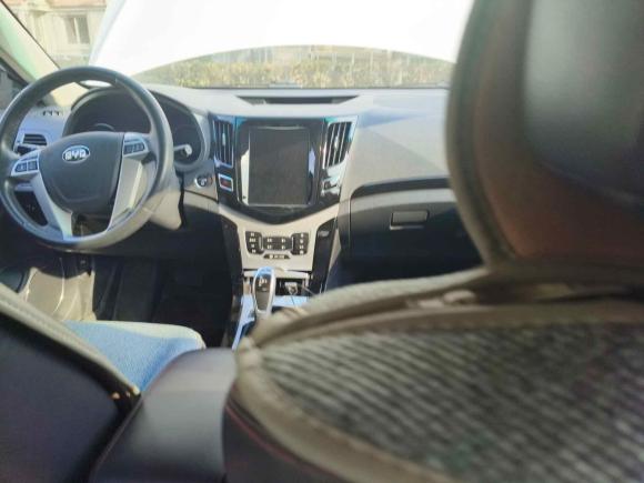 [北京·京N] 二手比亚迪比亚迪e52016款 300 豪华型