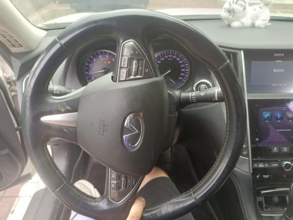 [南通·苏F] 二手英菲尼迪英菲尼迪Q502014款 3.7L 舒适版