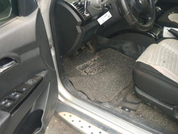 [南昌·赣M] 二手陆风陆风X82014款 探索版 2.0T 柴油4X2豪华型