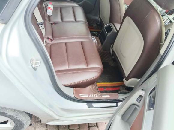 [嘉兴·浙C] 二手奥迪奥迪A4L2010款 2.0 TFSI 标准型
