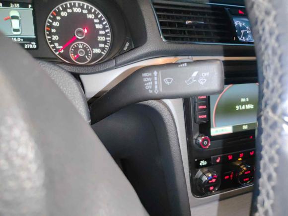 [无锡·苏B] 二手大众帕萨特2014款 1.8TSI DSG御尊版