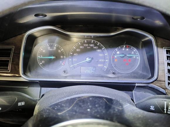 [无锡·苏B] 二手众泰大迈X72017款 1.8T 手动尊贵型