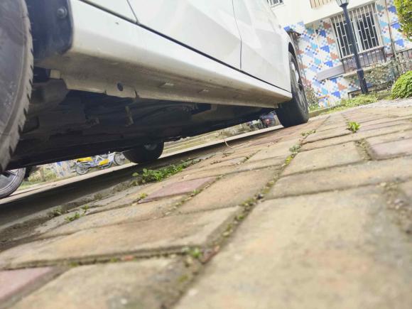 [上海·鄂J] 二手雪铁龙爱丽舍2016款 1.6L 自动时尚型