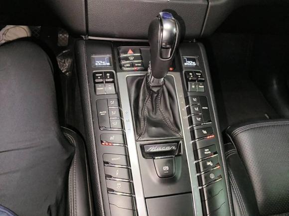 [上海·沪A] 二手保时捷Macan2014款 Macan 2.0T