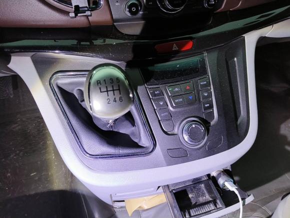 [深圳·粤B] 二手江汽集团瑞风M52017款 2.0T 汽油手动商务版