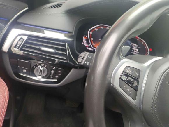 [无锡·苏D] 二手宝马宝马5系2020款 530Li 尊享型 M运动套装