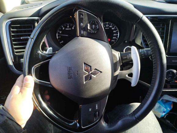 [芜湖·皖B] 二手三菱欧蓝德2016款 2.4L 四驱精英版 5座