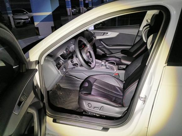 [苏州·苏E] 二手奥迪奥迪A4L2019款 40 TFSI 进取型 国VI