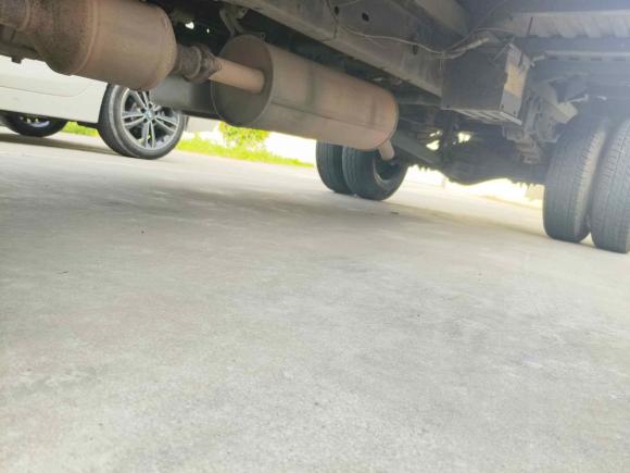 [嘉兴·蒙B] 二手长安跨越跨越者D52021款 1.6L标准版单排栏板双后轮3750mm货箱DAM16KL