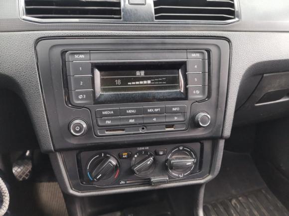 [上海·沪C] 二手大众桑塔纳2018款 1.5L 手动风尚版