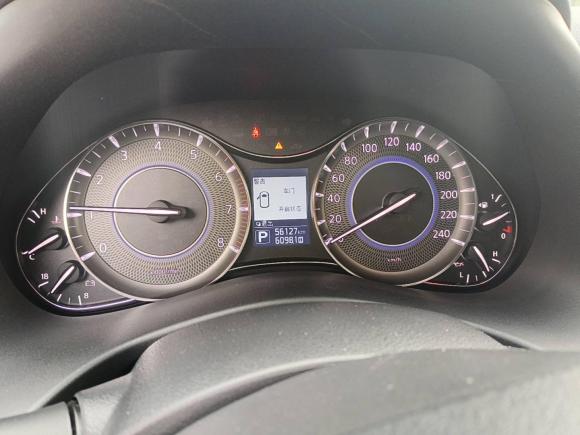 [济南·鲁A] 二手英菲尼迪英菲尼迪QX802016款 5.6L 4WD