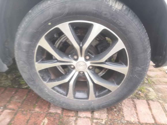 [温州·浙C] 二手众泰众泰T6002016款 运动版 1.5T 手动豪华型