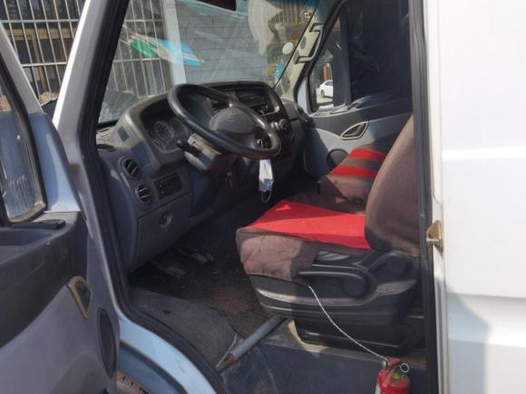 [南通·苏F] 二手依维柯宝迪2012款 2.5T-A32 基本型