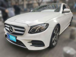 奔驰奔驰E级2016款E300L运动豪华型