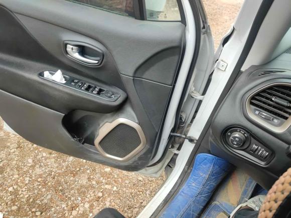 [西安·陕U] 二手Jeep自由侠2017款  180T 自动劲能版