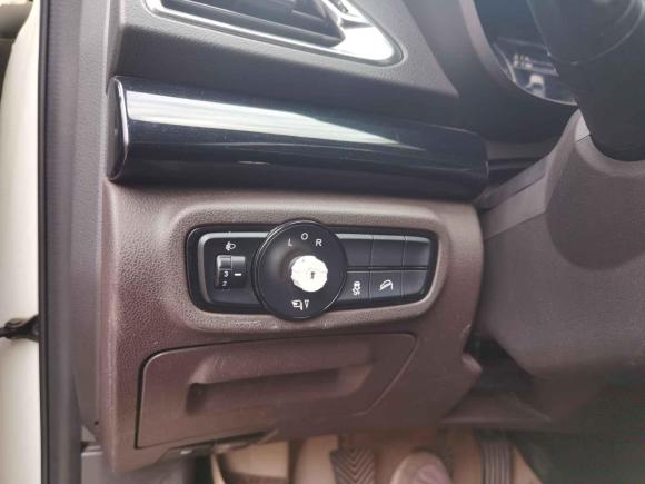 [深圳·粤S] 二手广汽传祺传祺GS42015款 200T 手动豪华版