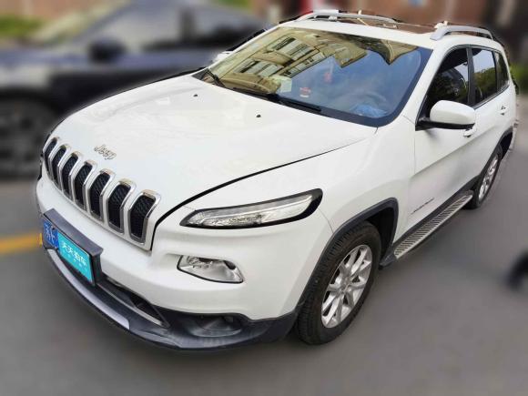 [南通·苏F] 二手Jeep自由光2017款 2.0L 优越版