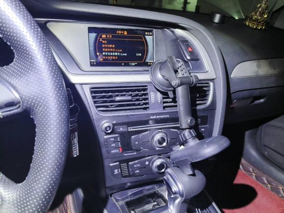 [武汉·鄂A] 二手奥迪奥迪A4L2013款 30 TFSI 自动舒适型