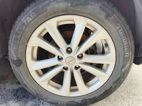 [无锡·苏B] 二手日产逍客2016款 2.0L CVT精英版