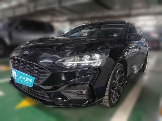 福特福克斯2021款两厢EcoBoost180自动STLine
