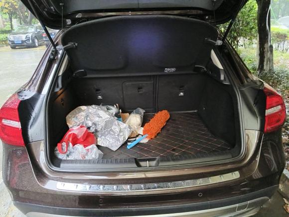 [成都·川A] 二手奔驰奔驰GLA2016款 GLA 200 时尚型