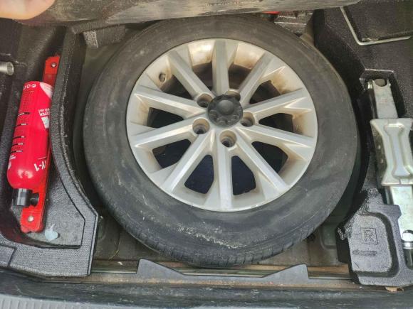 [苏州·苏E] 二手丰田凯美瑞2015款 2.0E 精英版