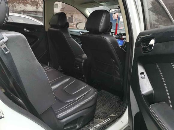 [西安·陕A] 二手东风风光风光5802017款 1.5T CVT舒适型