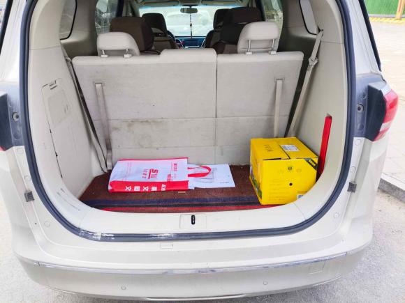 [济南·鲁A] 二手别克别克GL82017款 ES 28T 舒适型 国V