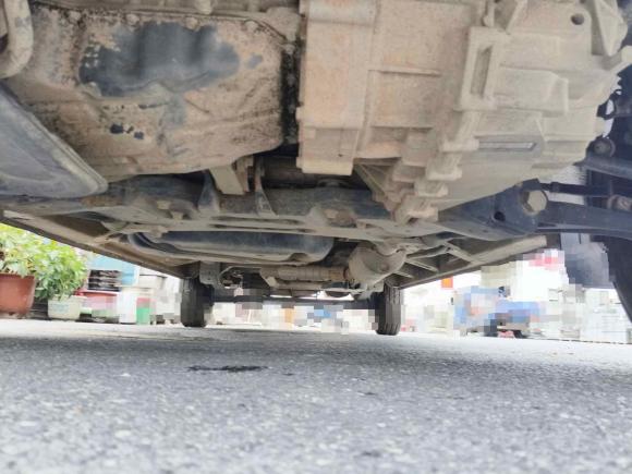 [合肥·皖A] 二手上汽大通MAXUS新途V802023款 2.0T 手动经典傲运通长轴中顶6/7/8/9座