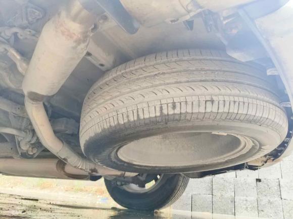 [温州·浙C] 二手现代胜达2013款 2.4L 自动两驱智能型