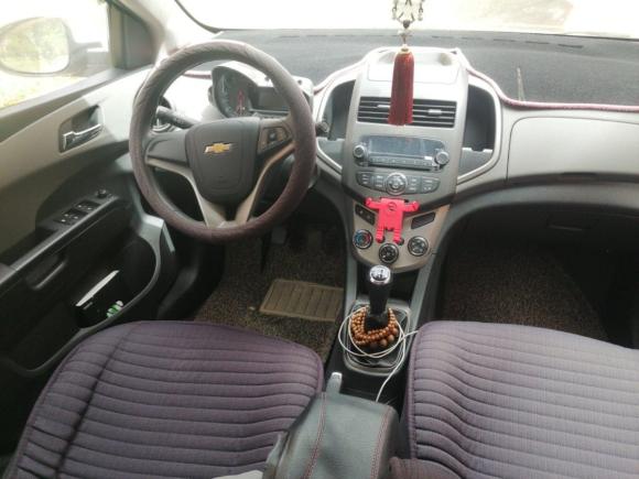 [济南·鲁A] 二手雪佛兰爱唯欧2011款 三厢 1.4L MT SE