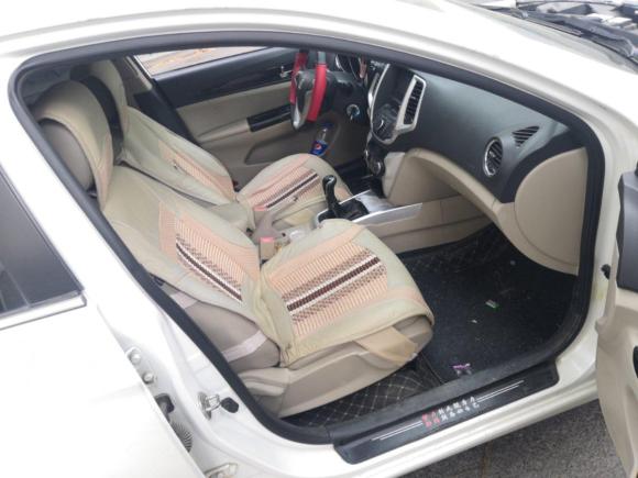 [上海·豫Q] 二手长安逸动2014款 1.6L 手动尊贵型