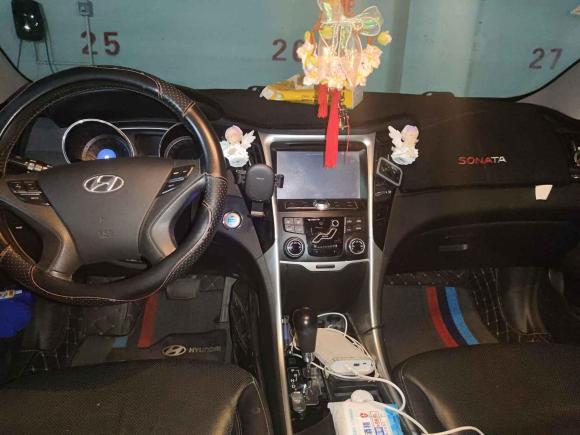 [无锡·苏B] 二手现代索纳塔2013款 2.0L 自动豪华版