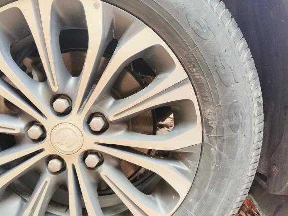 [南昌·赣A] 二手别克别克GL82021款 陆上公务舱 652T 舒适型