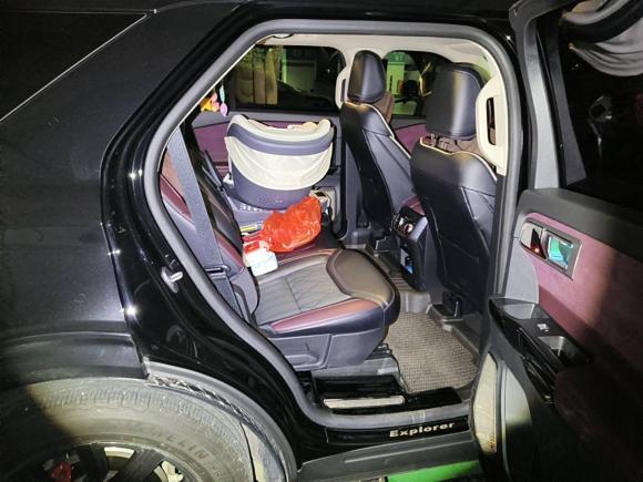 [芜湖·皖B] 二手福特探险者2023款 EcoBoost 285 四驱钛金版 7座