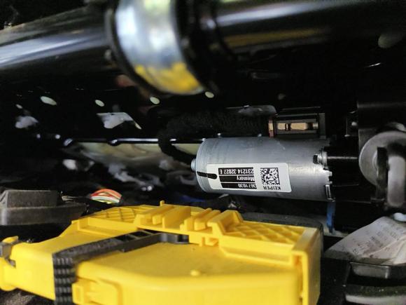 [杭州·浙A] 二手宝马宝马i32024款 eDrive 35 L