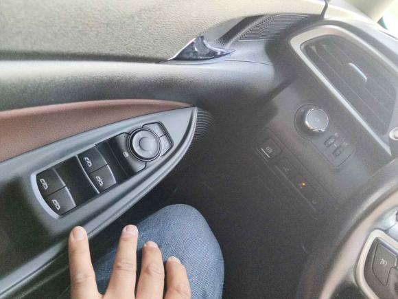 [上海·沪C] 二手别克别克GL62019款 18T 6座互联尊贵型 国V