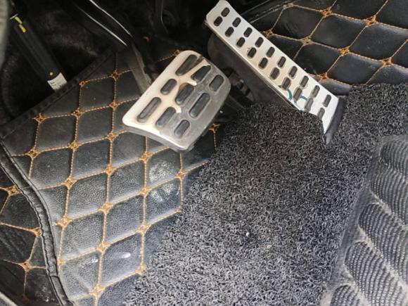 [嘉兴·浙F] 二手起亚起亚K52017款 2.0L 自动15周年特别版LUX