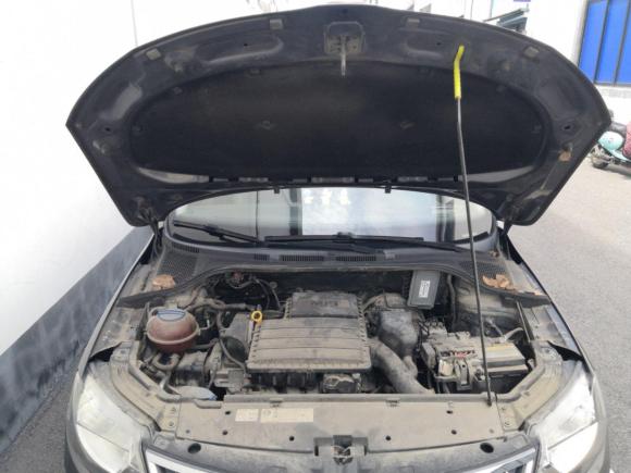 [上海·鄂J] 二手斯柯达昕锐2015款 1.6L 手动智选型