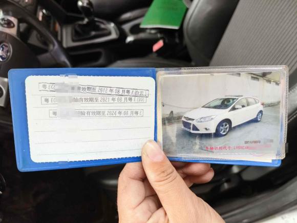 [佛山·粤E] 二手福特福克斯2012款 两厢 1.6L 手动风尚型