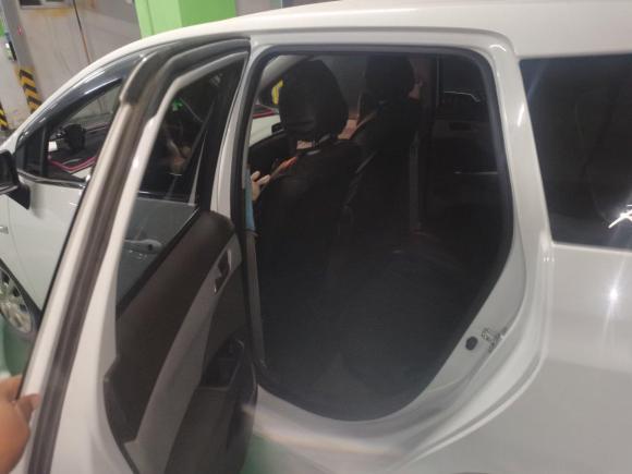 [西安·陕A] 二手雪佛兰乐风RV2016款 1.5L 自动畅行版