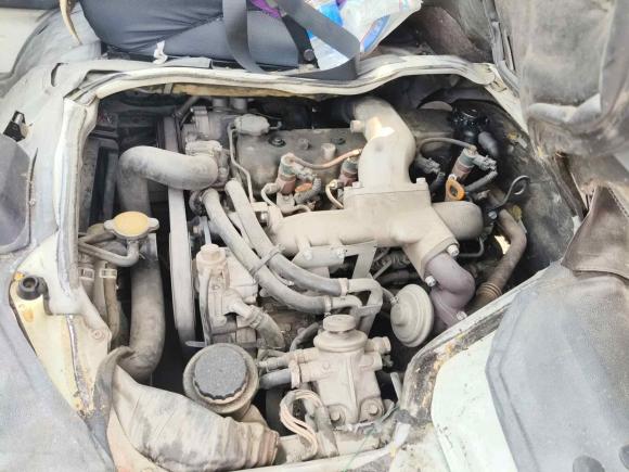 [上海·皖S] 二手金旅金旅海狮2010款 2.8T标准轴高级版GW2.8TC-2