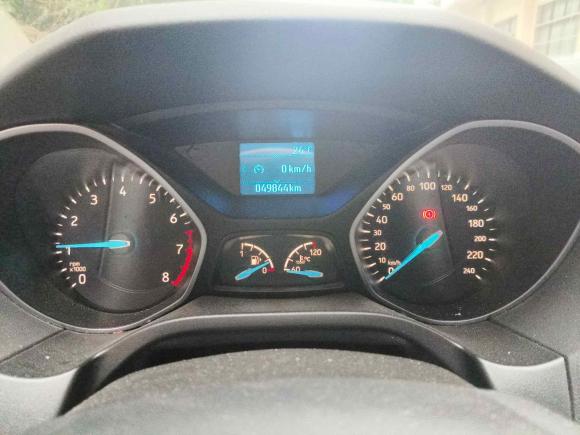 [苏州·苏E] 二手福特福克斯2017款 三厢 1.6L 手动风尚型智行版