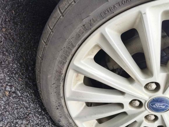 [南京·苏A] 二手福特福克斯2015款 两厢 EcoBoost 180 自动运动型