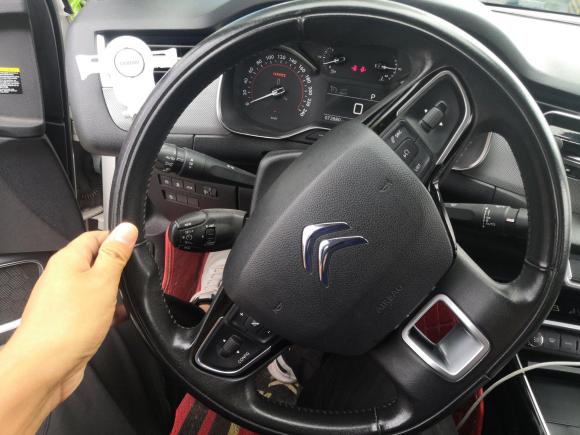 [上海·豫C] 二手雪铁龙雪铁龙C52017款 350THP 自动豪华型