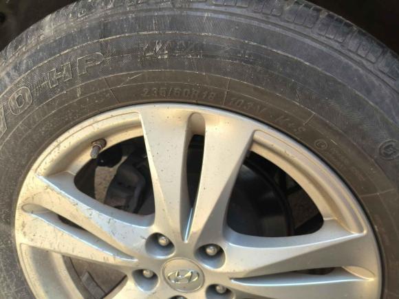 [苏州·闽D] 二手现代胜达经典2010款 2.4 至尊版 七座四驱