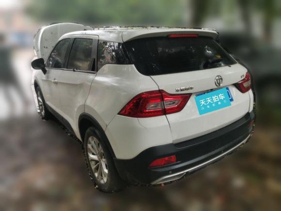 [广州·桂M] 二手中华中华V32017款 1.5L 手动智能型