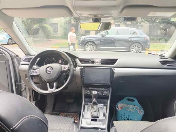 [南京·苏A] 二手斯柯达速派2016款 TSI330 DSG创行版