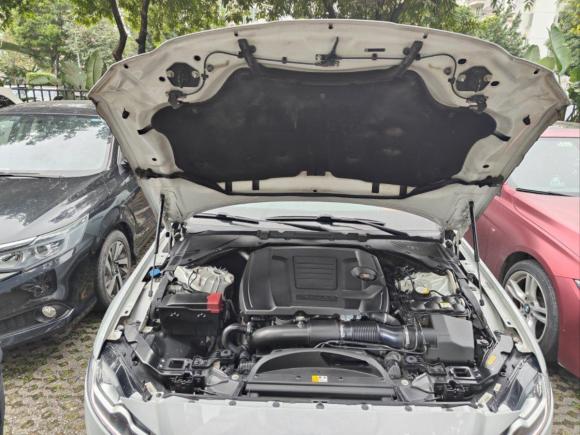 [广州·湘L] 二手捷豹捷豹XFL2018款 XFL 2.0T 250PS 豪华版